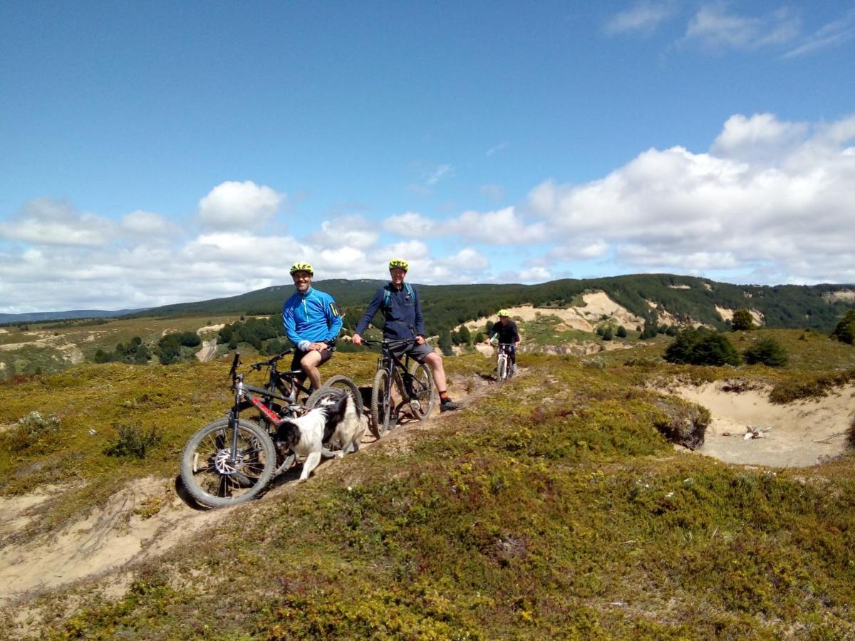 プンタアレナス Casa Bikeホステル エクステリア 写真